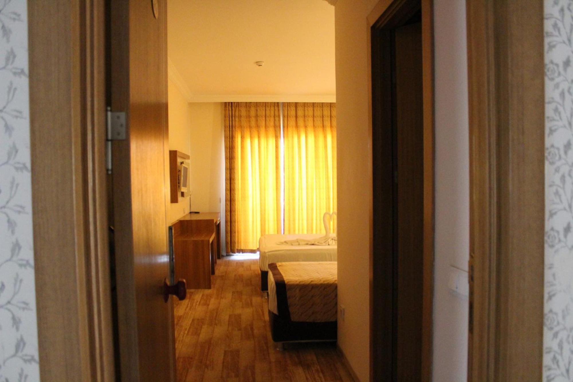 Hotel Mitos Алания Экстерьер фото